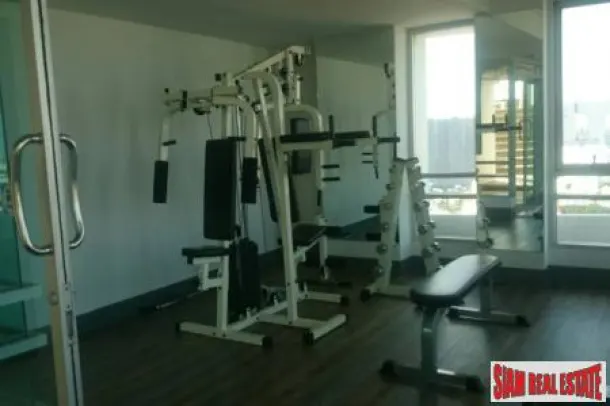The Zest Condominium - One Bedroom Condo for Sale on the Highest 25th Floor 3