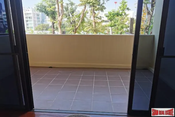Spacious Three Bedroom Apartment for Rent with Two Balconies in Low Density Building - Phrom Phong 3