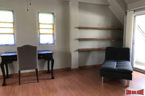 Private House in Sukhumvit Area - 4 Bedrooms and 4 Bathrooms, 300 Sq.M, Nana, Bangkok 3