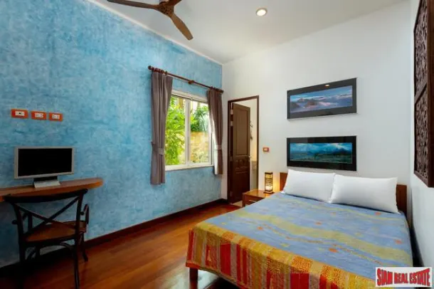 Beautiful and Spacious Hillside Home with Pool Overlooking Loch Palm Golf Course for Rent 3