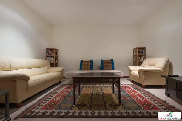 Loch Palm Courtyard - Glorious Family Home with Private Pool and Large Master Bedroom for Rent 3