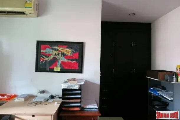 Large Four Bedroom Three Storey House with Private Swimming Pool in Phrom Phong - A Rare Find 2
