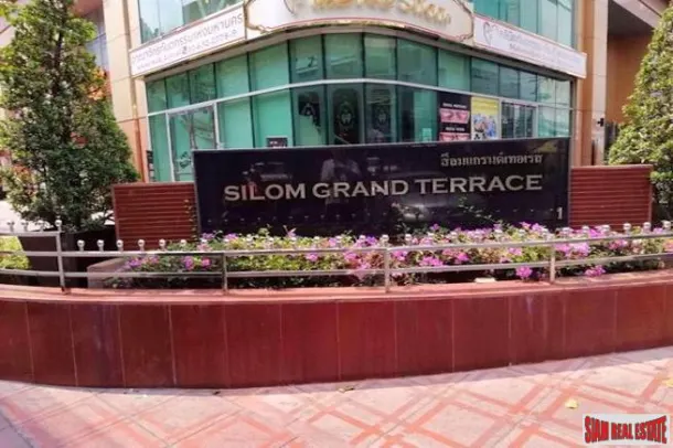 Silom Grand Terrace - Extra Large Two Bedroom Condo for Rent Near BTS Silom 3