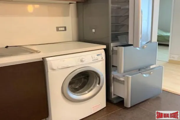 Silom Grand Terrace - Extra Large Two Bedroom Condo for Rent Near BTS Silom 4