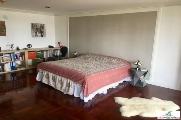 GM Mansion - Three Bedroom Apartment in the Heart of the City,Phormphong Bangkok. 3