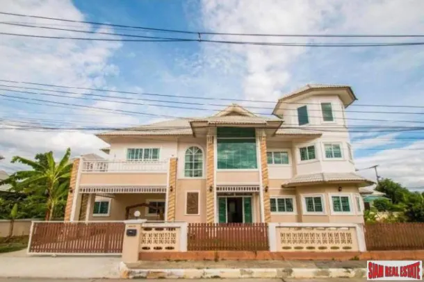 4-bed Villa for sale in Ton Pao — 4-bedroom villa · Ton Pao