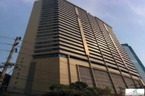 The Lakes - Furnished Two Bedroom for Rent Close to Benchakiti Park in Asok 2