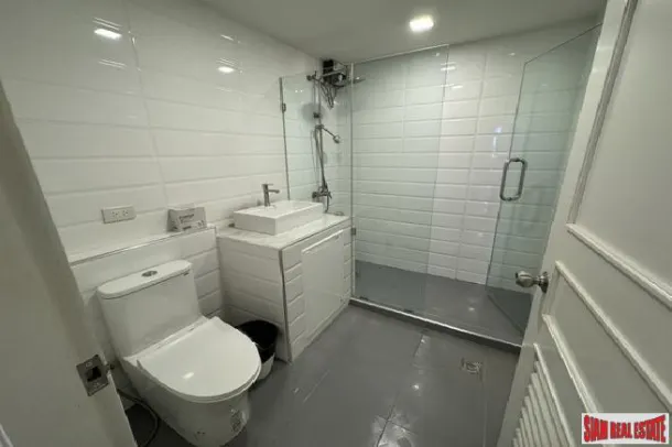 President Park Sukhumvit 24 - 220 sqm. and 3 bedrooms, 3 bathrooms, 1 maid room 2