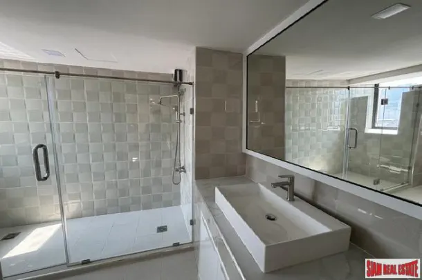 President Park Sukhumvit 24 - 220 sqm. and 3 bedrooms, 3 bathrooms, 1 maid room 3