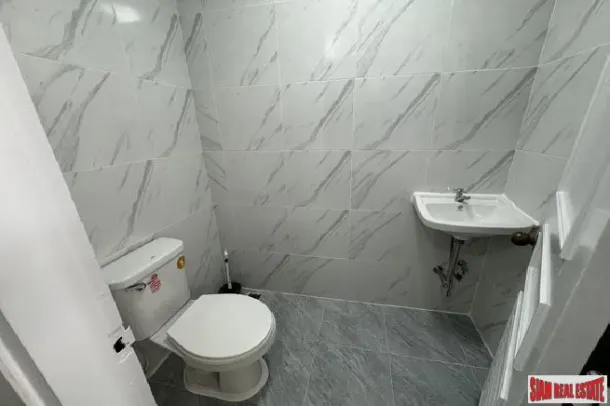 President Park Sukhumvit 24 - 220 sqm. and 3 bedrooms, 3 bathrooms, 1 maid room 4