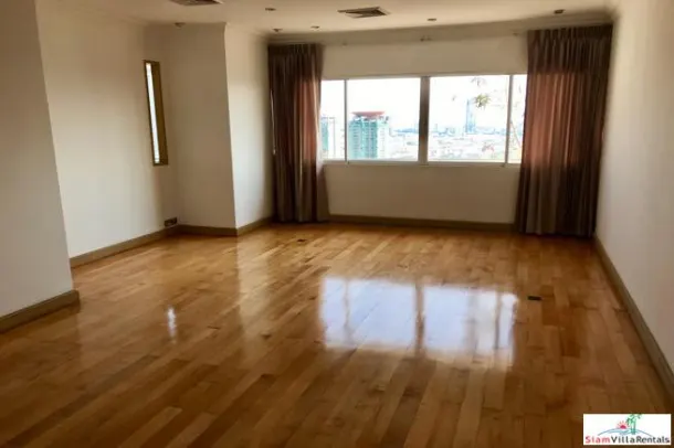 Saichol Mansion - Three Floor Penthouse with Stunning 360 Degree Panoramic View of the Chao Phraya River 2