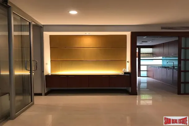 Amazing 4 Bedroom Townhouse for Rent in Phrom Phong 2