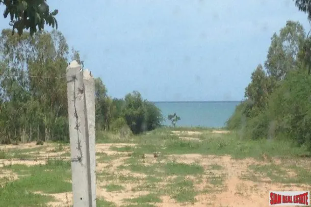 Outstanding Beachfront Land Plots Just North of the City of Prachuap Khiri Khan 2