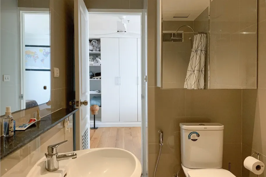 Waterford Diamond Tower - Renovated 3-Bedroom Condo with Spacious Balcony 4