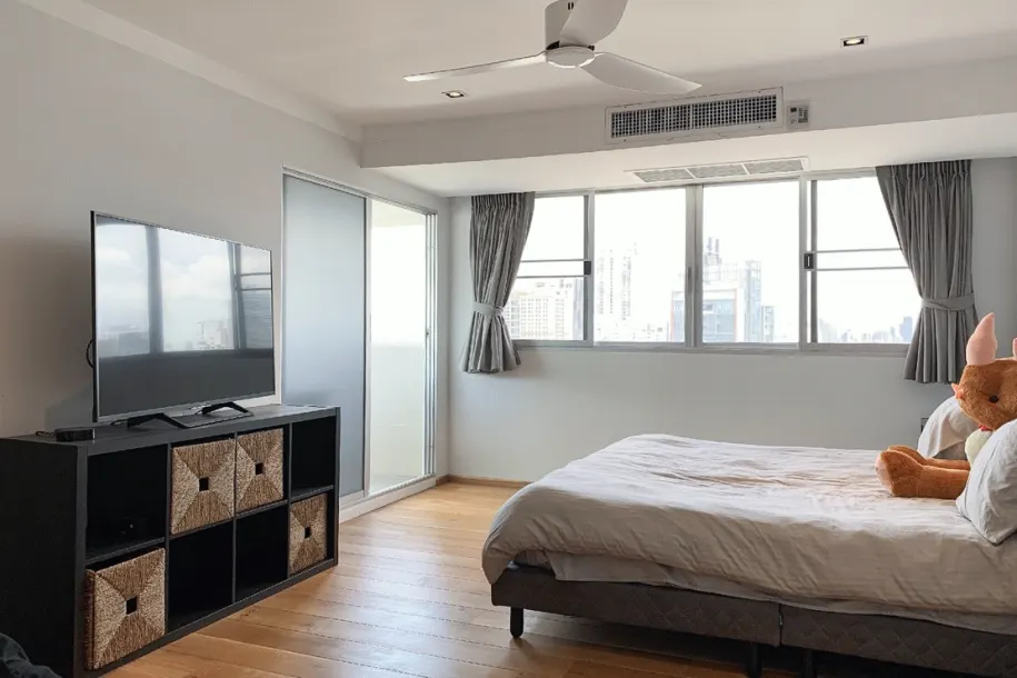 Waterford Diamond Tower - Renovated 3-Bedroom Condo with Spacious Balcony 2