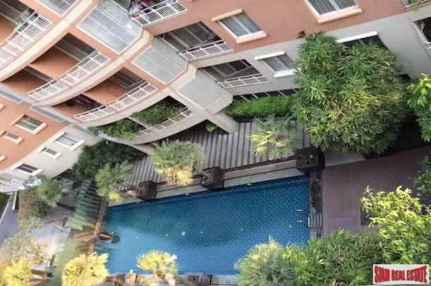 The Rise Sukhumvit 39 - Two Bedroom with Pool View in a Phrom Phong Low Rise Condo 3