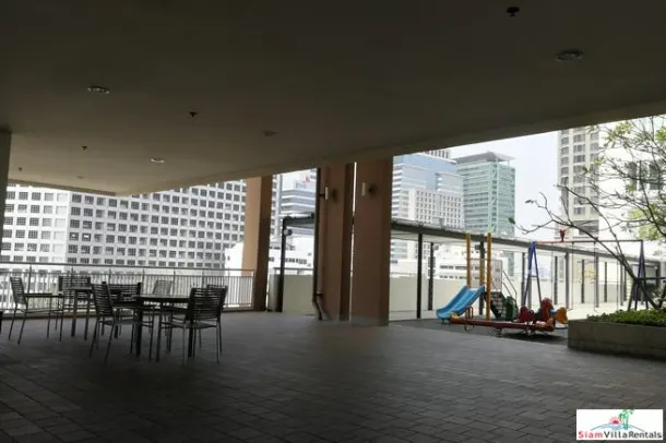 The Empire Place - Spacious One Bedroom Condo for Rent in Chong Nonsi 2