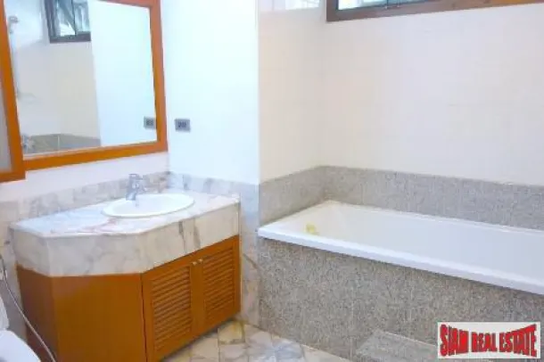 Waterford Park Thonglor - Two Bedroom Corner Unit with Three Balconies for Rent 4