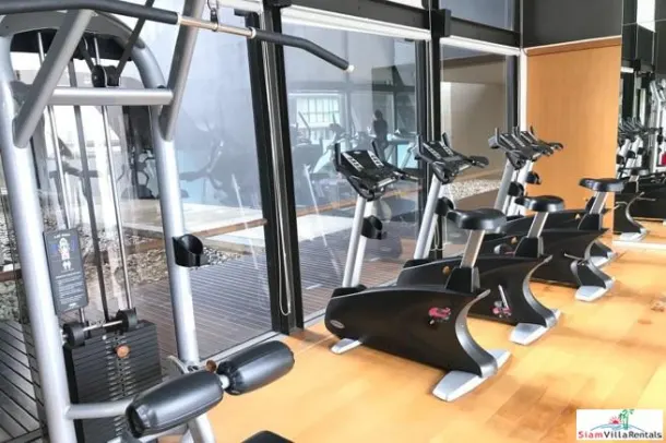 The Met Sathorn - Furnished Modern Two Bedroom Condo within Walking Distance to BTS Chong Nonsi 3