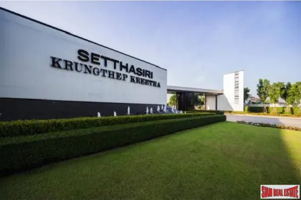 Setthasiri Krungthep Kreetha - Spacious 2-Bed House with Modern Amenities, Perfectly Located in Hua Mak 2