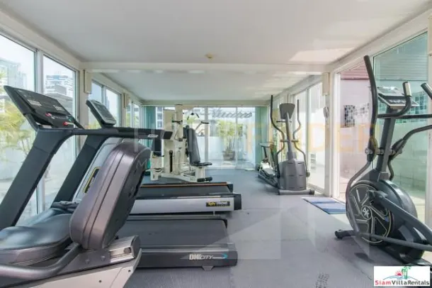 Urbana Sukhumvit 15 - Bright and Quiet Newly Renovated Two Bedroom Condo for Rent in Asok 4