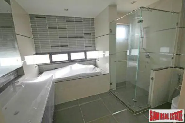 Setthasiri Krungthep Kreetha - New Designer Home with 4 Bedrooms and 318 Sqm. 3
