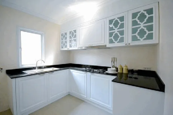 Stunning new modern house in the cozy area for sale - East Pattaya 4
