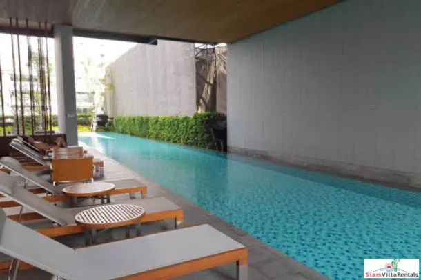 Hyde Sukhumvit 13 - Bright and Modern Two Bedroom Condo with City Views on Sukhumvit 13 3