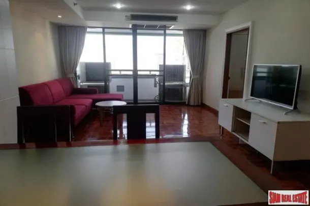 Las Colinas Condo - Two Bedroom Condo for Rent Conveniently Located Near BTS Asoke 2