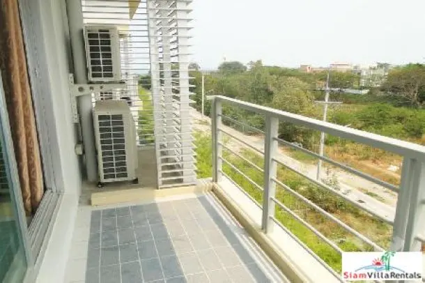 A one bedroom apartment in town for rent 2