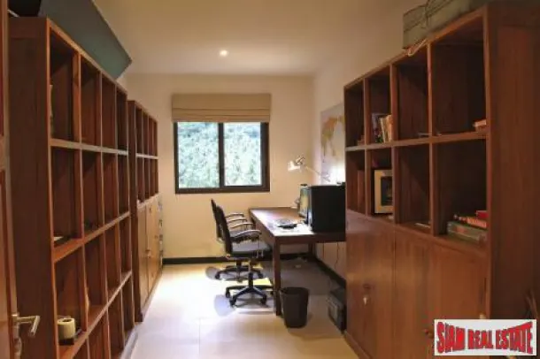 6 Bed Luxury Sea View Holiday Villa at Maenam, Samui 2