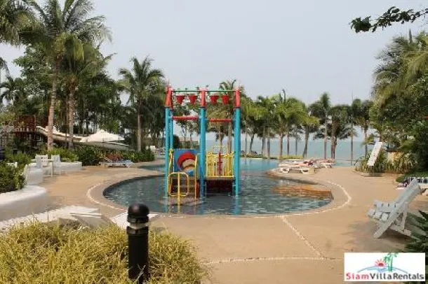 3 Bedrooms condominium with the direct access to the swimming pool for rent. 4