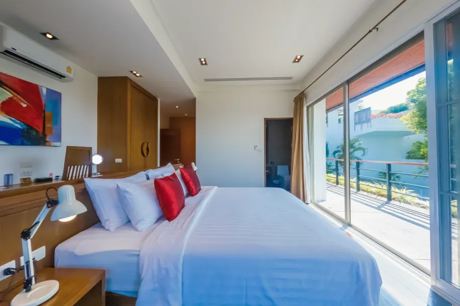 Opulent Three Bedroom Pool Villa in Kamala for Rent with Sea View 4