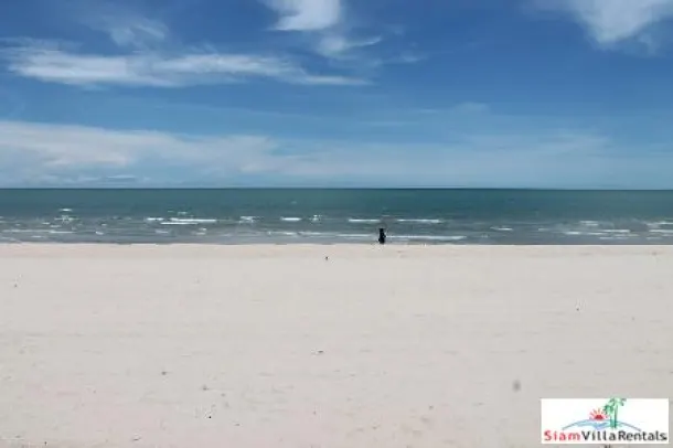 2 Bedrooms condominium on the beach for rent 4