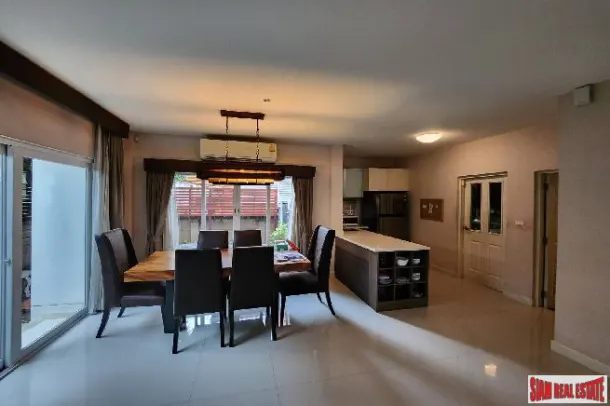 Burasiri Onnut Bangna - Large 2 Storey 4 Bed Family Home in Secure Estate close to Golf and Suvarnabhumi Airport 3