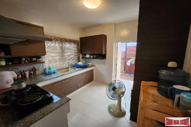 Burasiri Onnut Bangna - Large 2 Storey 4 Bed Family Home in Secure Estate close to Golf and Suvarnabhumi Airport 2