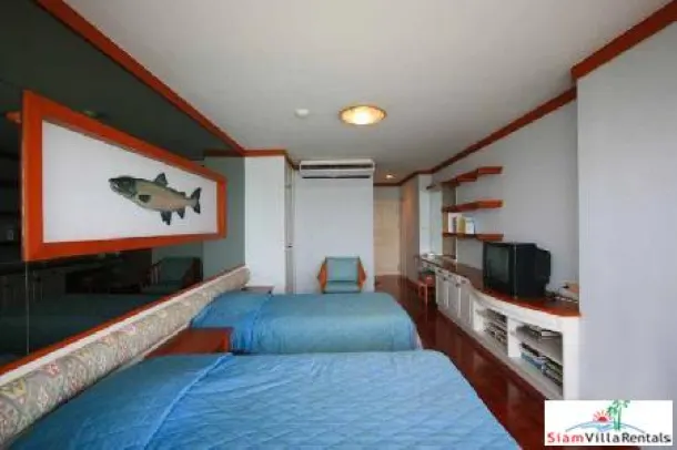 An absolute beach front 4 bedrooms condominium unit for rent 4
