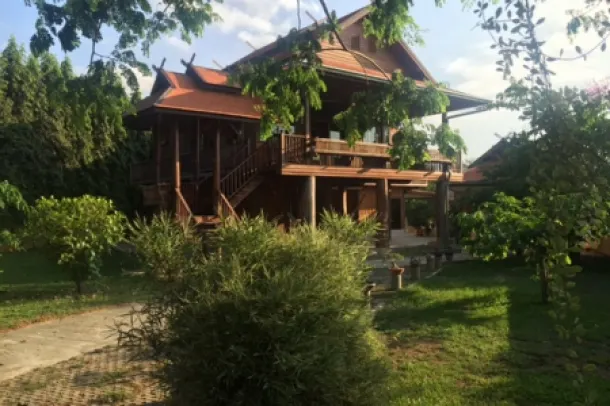Beautiful Teak Villa next beautiful Serene Pranburi River 4
