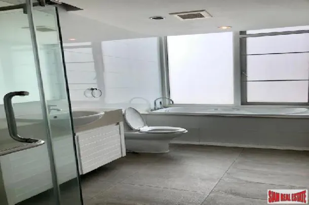 Siri Residence - 3 Bedroom Condominium for Rent in Phrom Phong Area of Bangkok 2