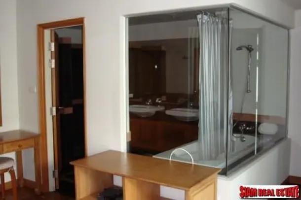 Baan Thirapa - Three bedroom Exclusive Residence Apartment on Sathorn 4