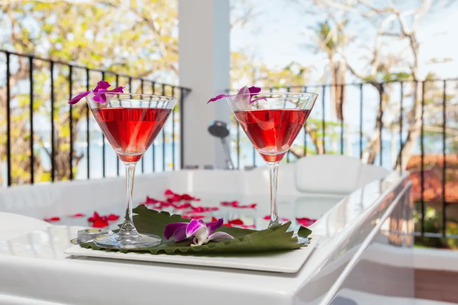 Seafront 2 Bed 2 Bath Penthouse with Jacuzzi in Rawai Beach 4