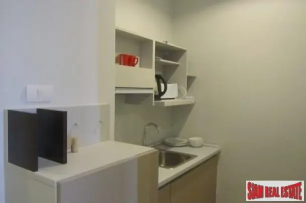 ZCape - One Bedroom Modern Apartment in the Heart of Cherng Talay with Communal Pool and Gym 4