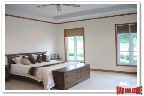 Newly Built Modern three bedroom Villas for Sale in Pranburi 3