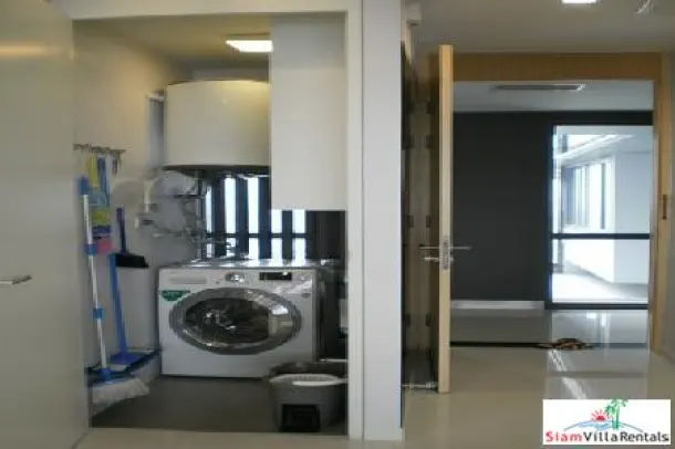 Amanta - Brand New One bedroom, One bathroom, Fully Furnished Condo for Rent on 12th floor 2