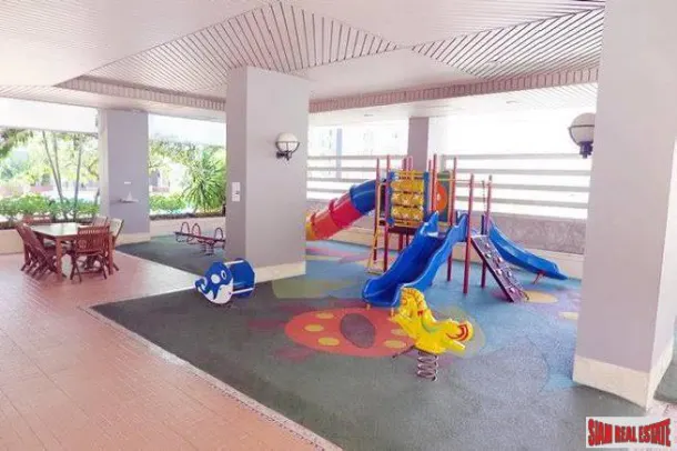 The Grand Sethiwan - Stunning 2 Bedroom Condo for Rent in Phromphong 3