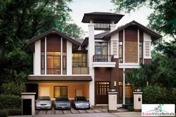 4-bed House for rent in Phra Khanong — 4-bedroom house · Phra Khanong