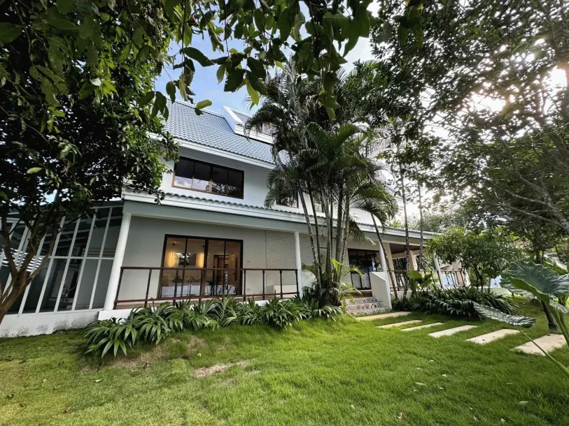 Huge Garden 4 Bedroom 4 Bathroom Pool Villa with Basketball Court &amp; Organic Fruit for Rent 4