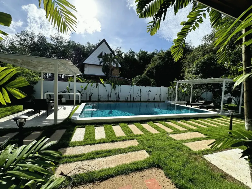 Huge Garden 4 Bedroom 4 Bathroom Pool Villa with Basketball Court &amp; Organic Fruit for Rent 3