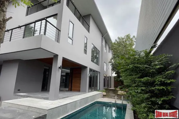 5-bed House for rent in Phra Khanong — 5-bedroom house · Phra Khanong