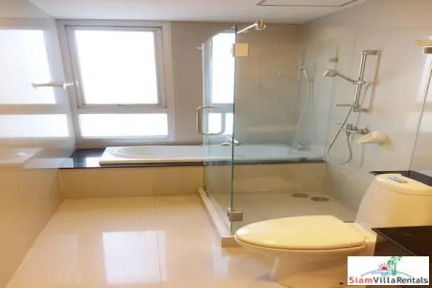 Nusasiri Grand Condominium - Luxury Furnished Two Bedroom for Rent next to BTS Ekamai 3